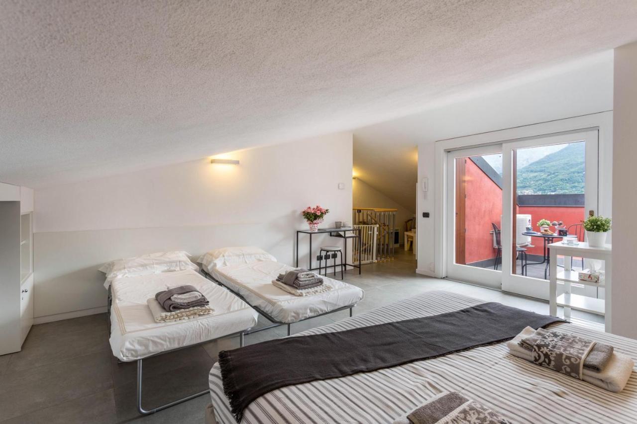 New Eleven Apartment On Como Lake Oliveto Lario Dış mekan fotoğraf